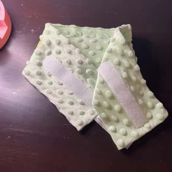 Happi Tummi Green Plush Waistband w/ Herbal Pouch for Baby Colic and Gas Relief - Picture 5 of 8